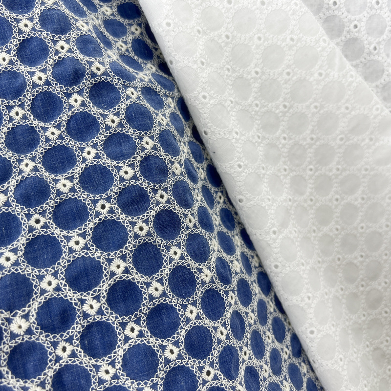 Sewing Eyelet Fabric - Tissu en denim de coton brodé