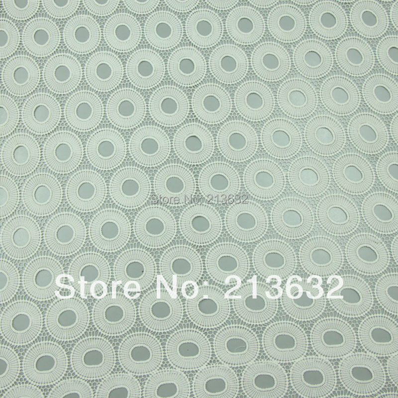 Tissu en dentelle brodée à œil - Sewing Eyelet Fabric avis et prix